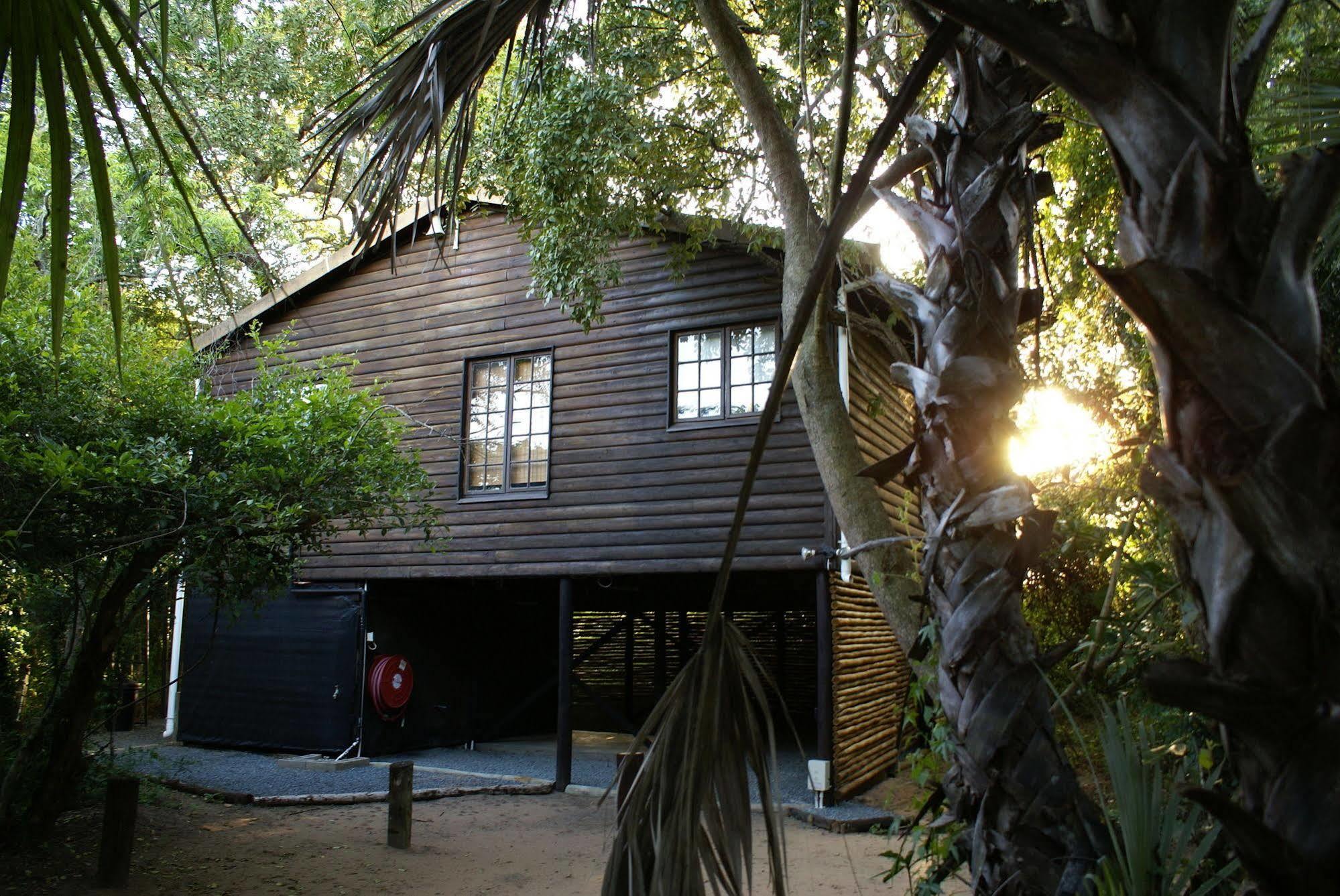 Isinkwe Backpackers Bushcamp Otel Hluhluwe Dış mekan fotoğraf