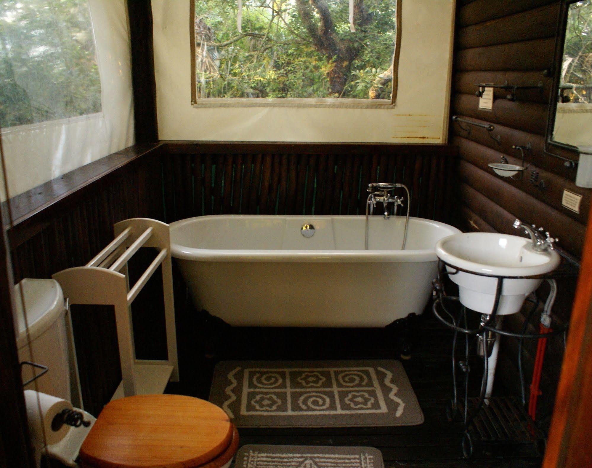 Isinkwe Backpackers Bushcamp Otel Hluhluwe Dış mekan fotoğraf