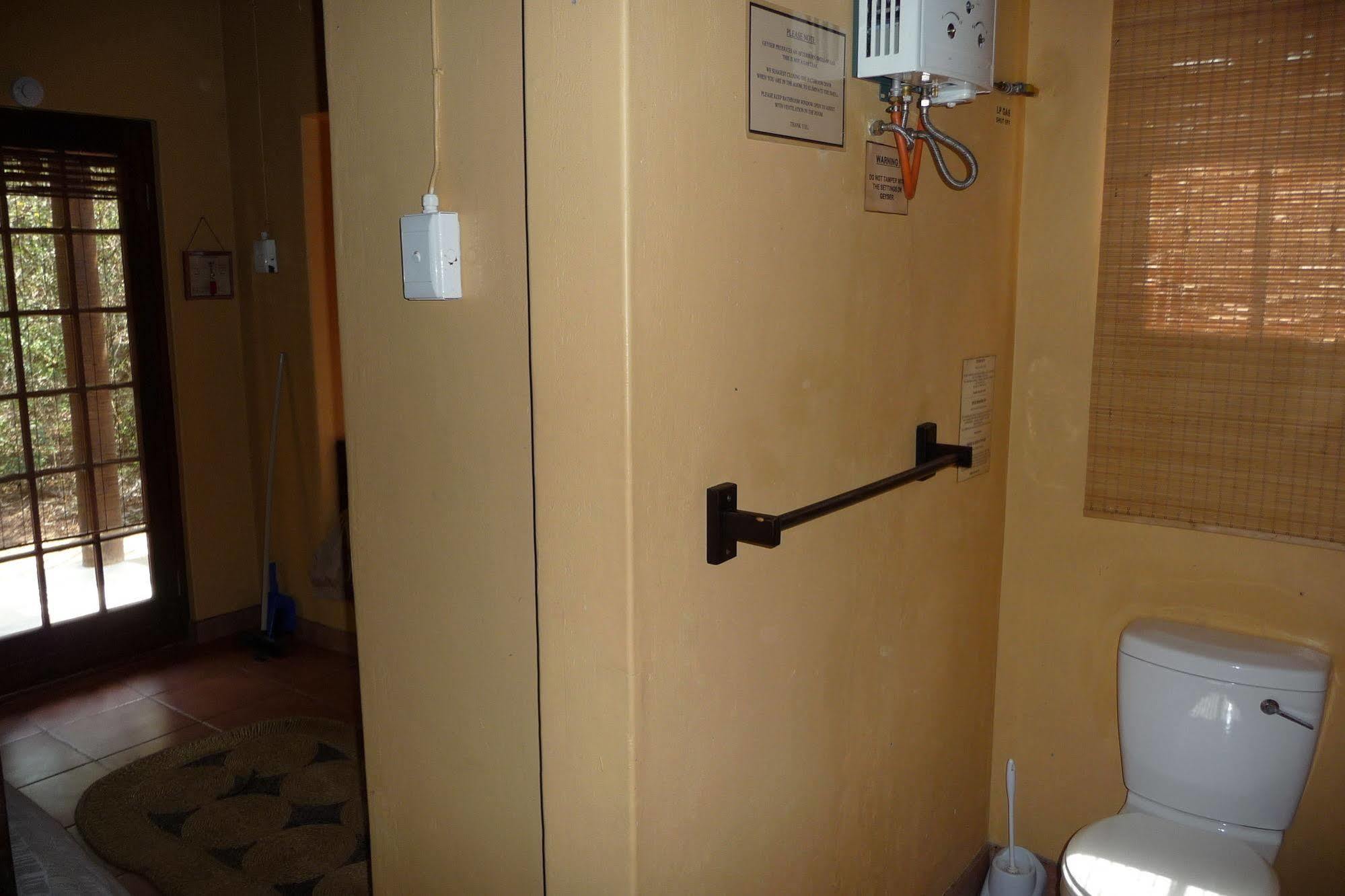 Isinkwe Backpackers Bushcamp Otel Hluhluwe Dış mekan fotoğraf