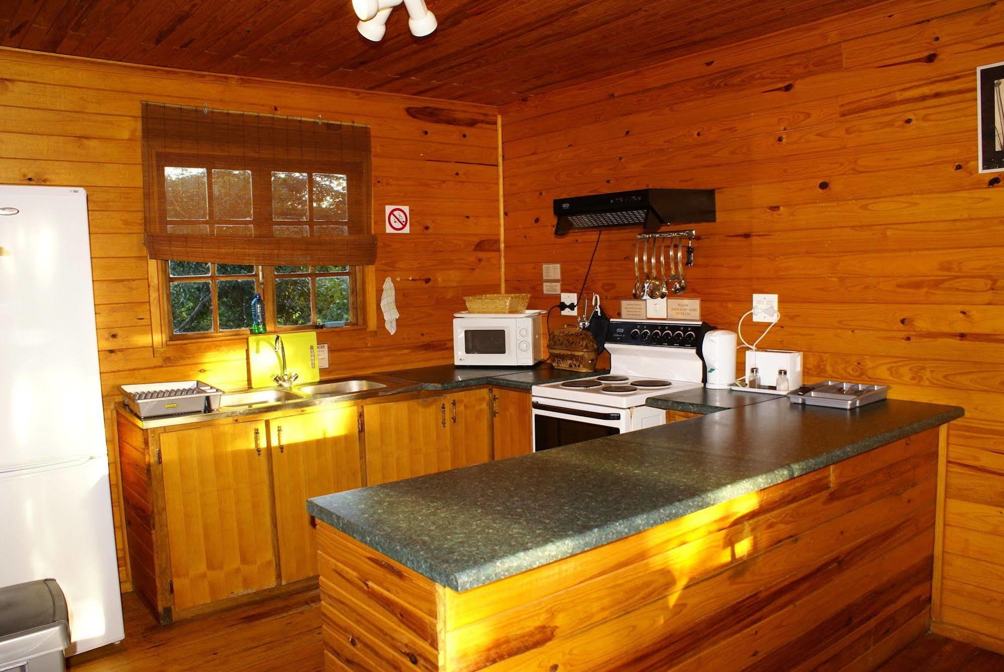 Isinkwe Backpackers Bushcamp Otel Hluhluwe Dış mekan fotoğraf